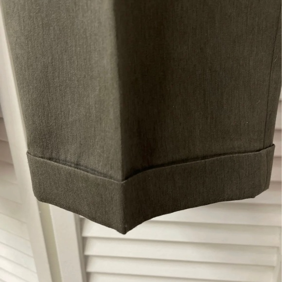 EUC Men’s Dress Pants (34 x 32) - Picture 3 of 6